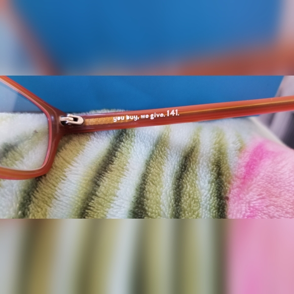 141 eyeglasses red with case - Picture 3 of 6